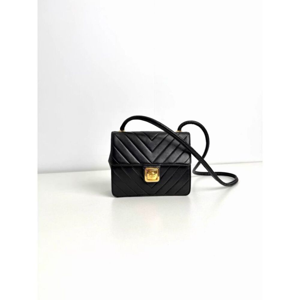 Chanel Women Pre-Loved Bag Very Good Condition